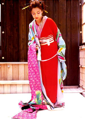 吉本多香美 Takami Yoshimoto